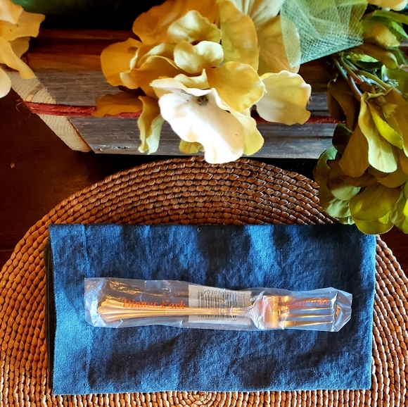 ESTIA GOURMET Dorian Stainless Steel 7-3/8" Dinner Fork - NWT - Picture 9 of 9